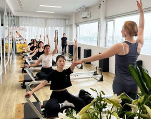 Read more about the article Một buổi đào tạo HLV pilates diễn ra thế nào?